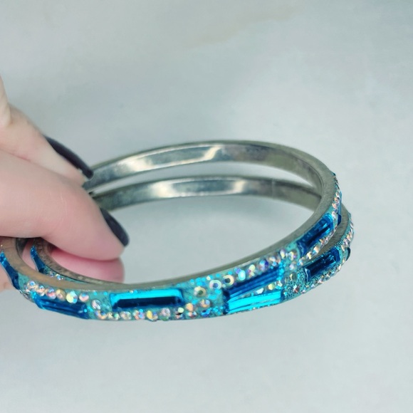 4012. Blue Rhinestone Bangle Bracelet Set - Picture 3 of 4